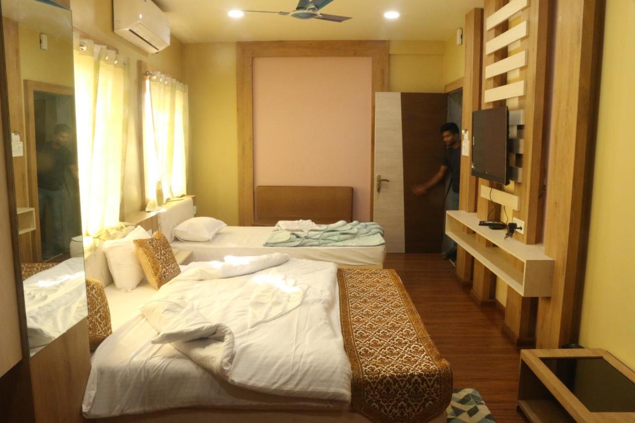 Hotel Himalaya Agartala Ngoại thất bức ảnh