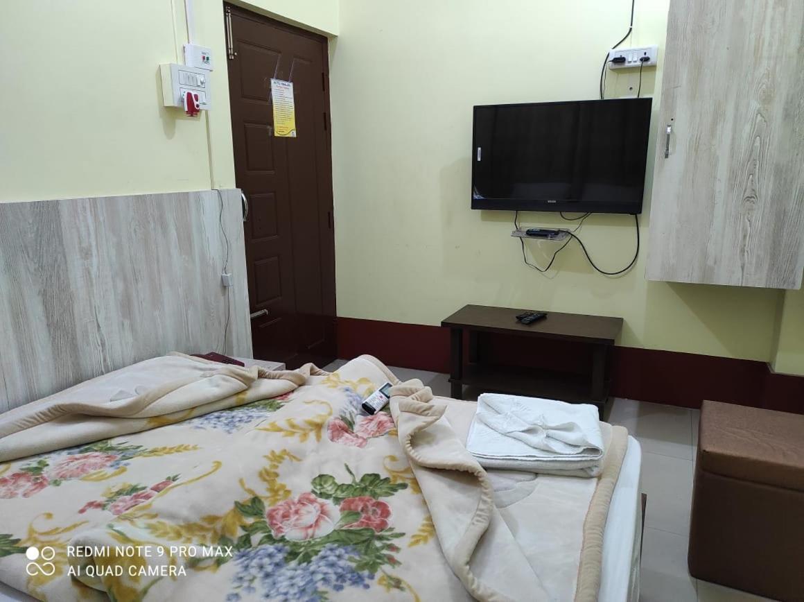 Hotel Himalaya Agartala Ngoại thất bức ảnh
