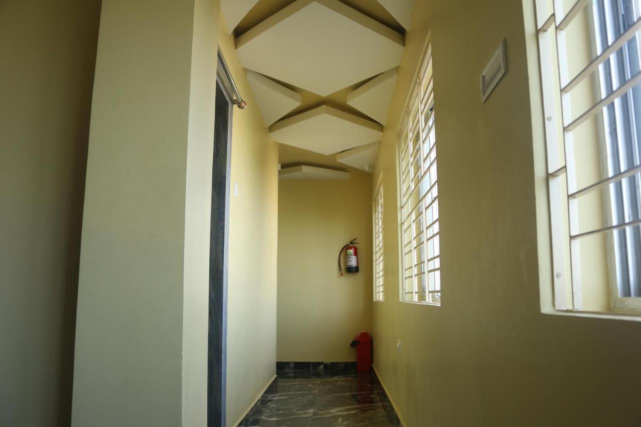 Hotel Himalaya Agartala Ngoại thất bức ảnh
