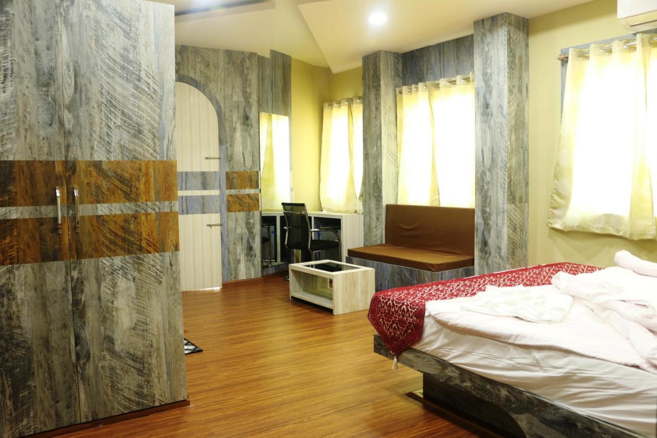 Hotel Himalaya Agartala Ngoại thất bức ảnh
