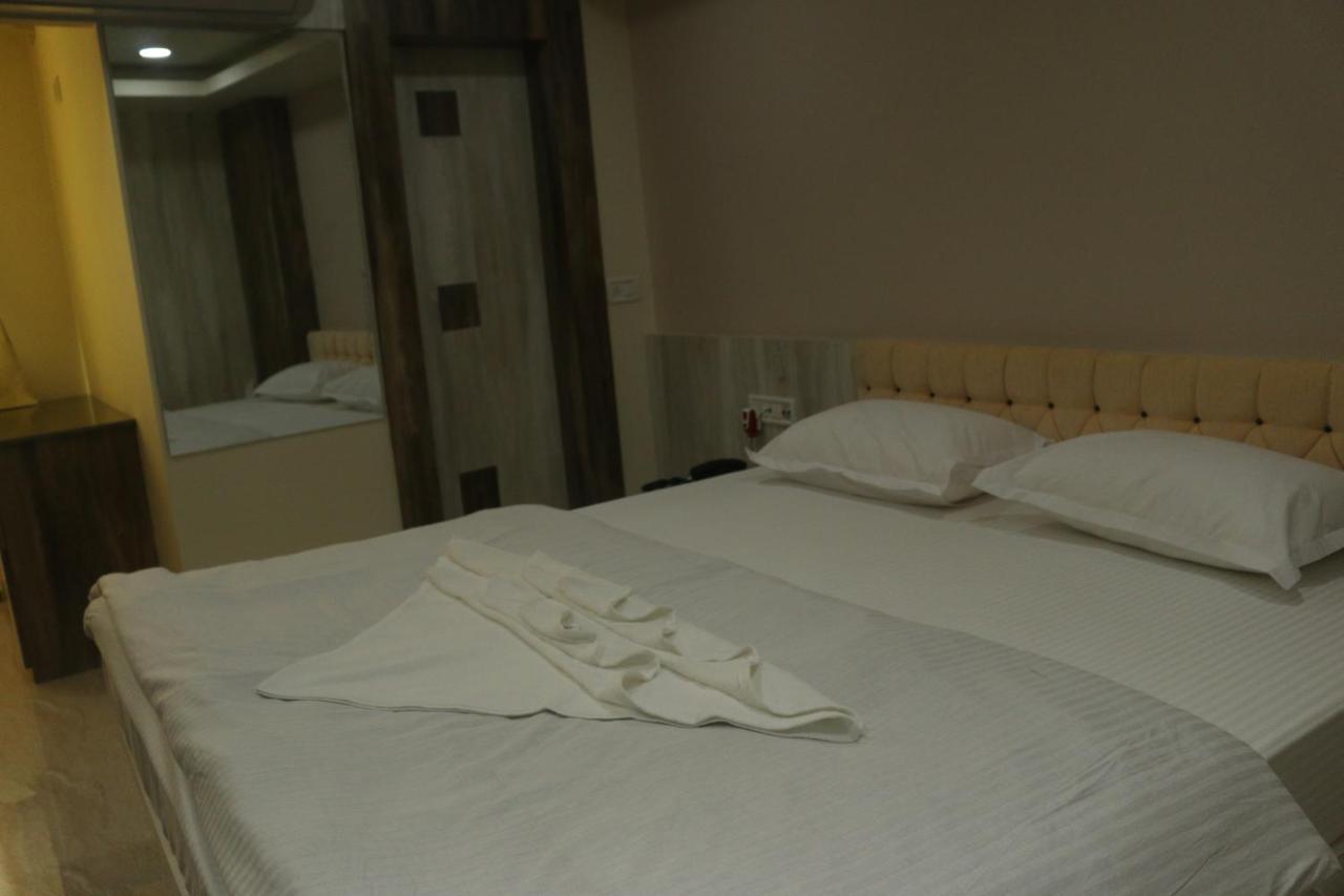 Hotel Himalaya Agartala Ngoại thất bức ảnh