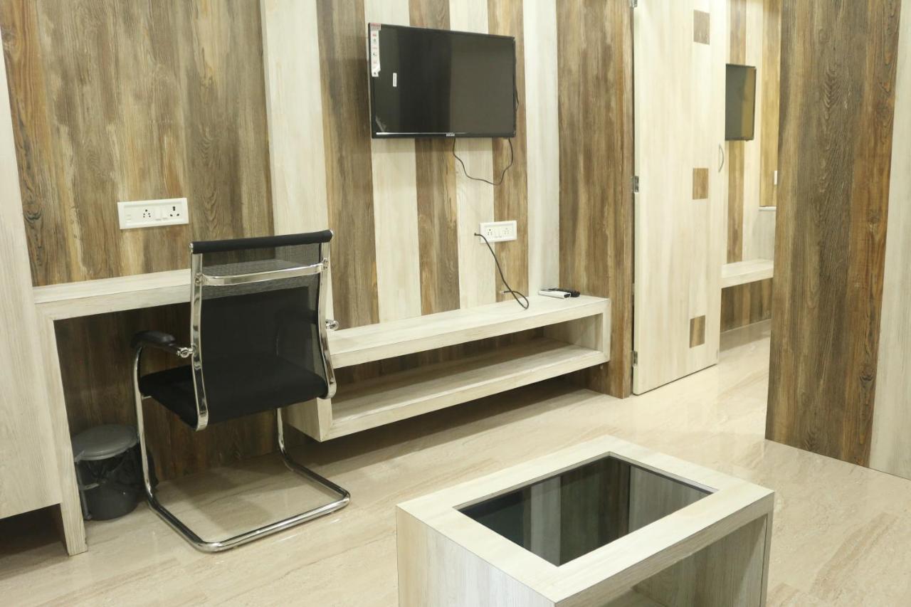 Hotel Himalaya Agartala Ngoại thất bức ảnh