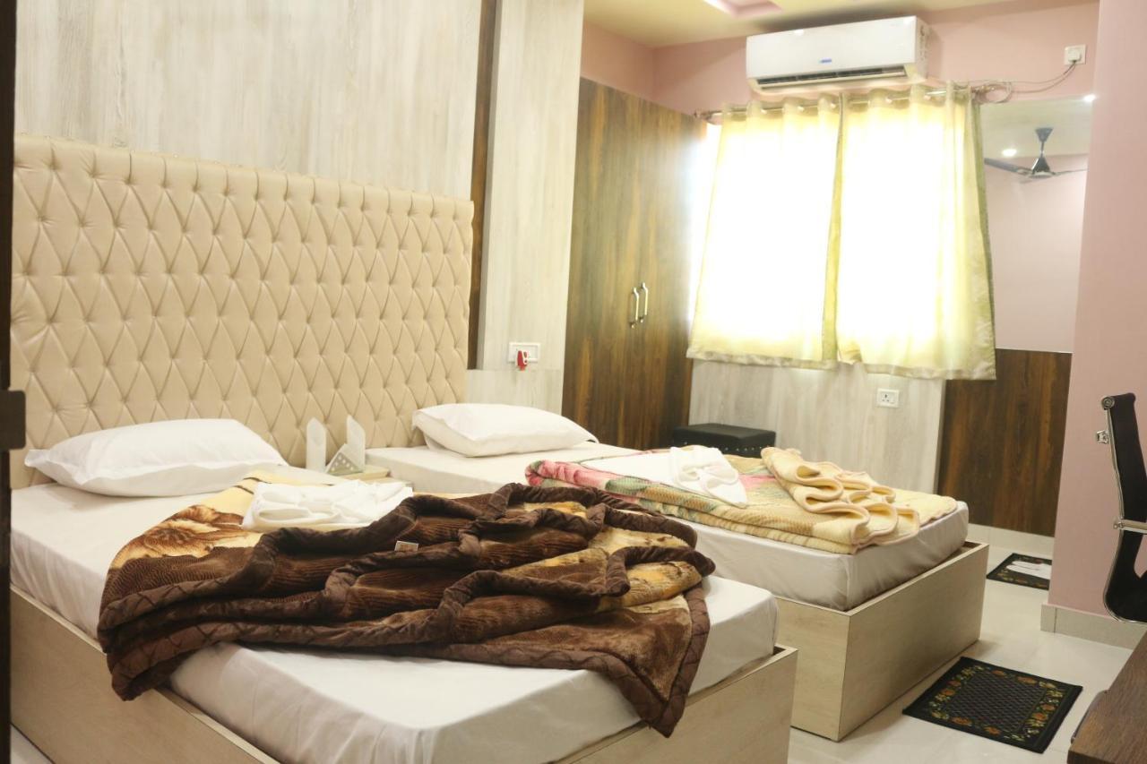 Hotel Himalaya Agartala Ngoại thất bức ảnh